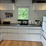 Lovely Spacious In Scenic Area *