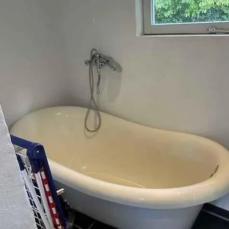 Lovely Spacious In Scenic Area Holiday home *