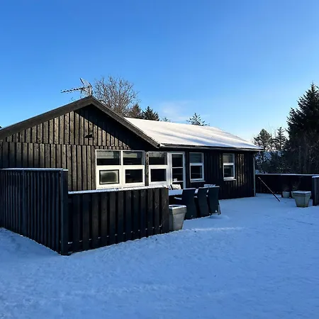 Lovely Spacious In Scenic Area
