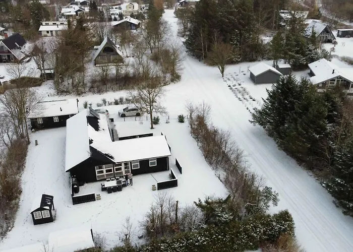 Casa vacanze Lovely Spacious In Scenic Area *